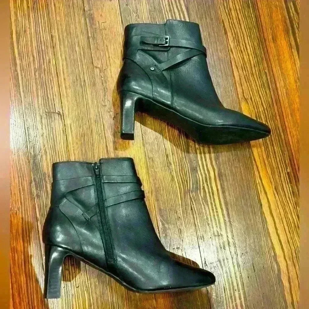 lauren ralph lauren nadia Black Leather bootie Sz 10